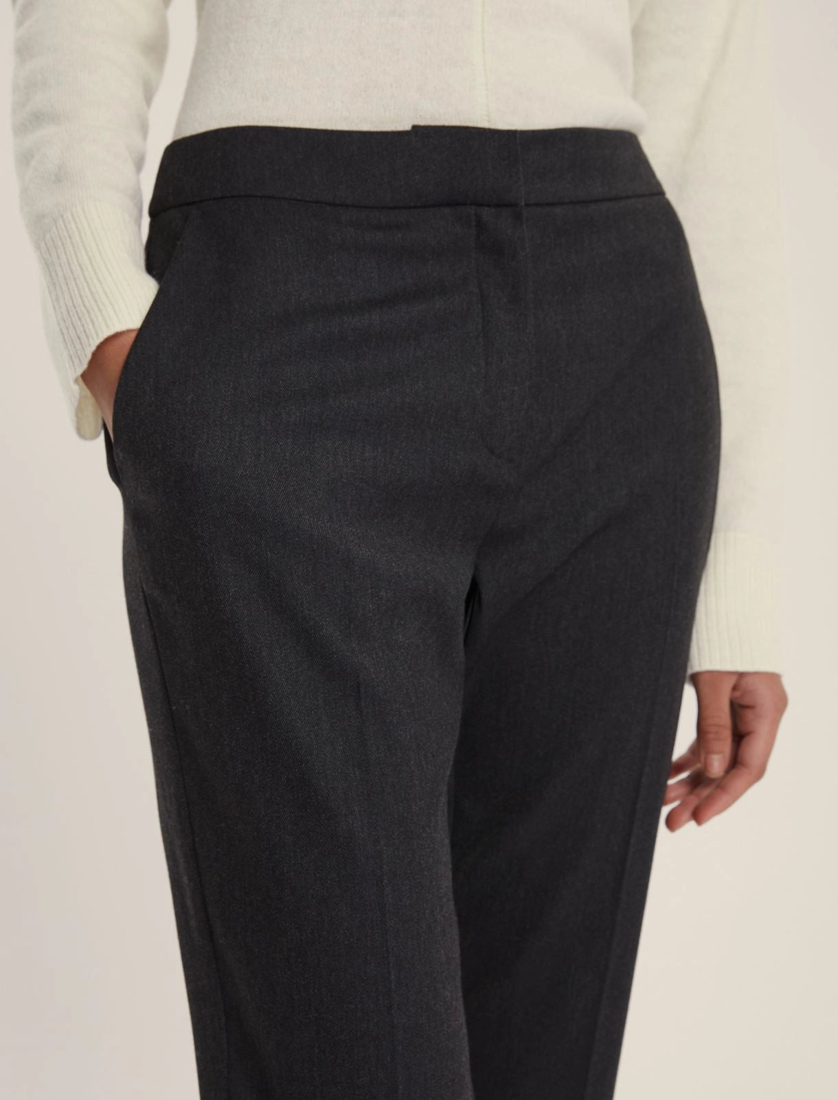 Pantaloni slim stretch