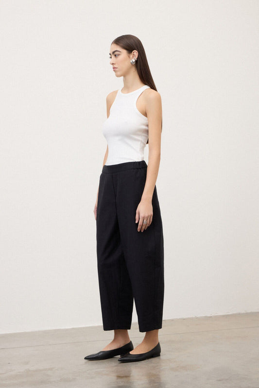 Pantaloni ampi