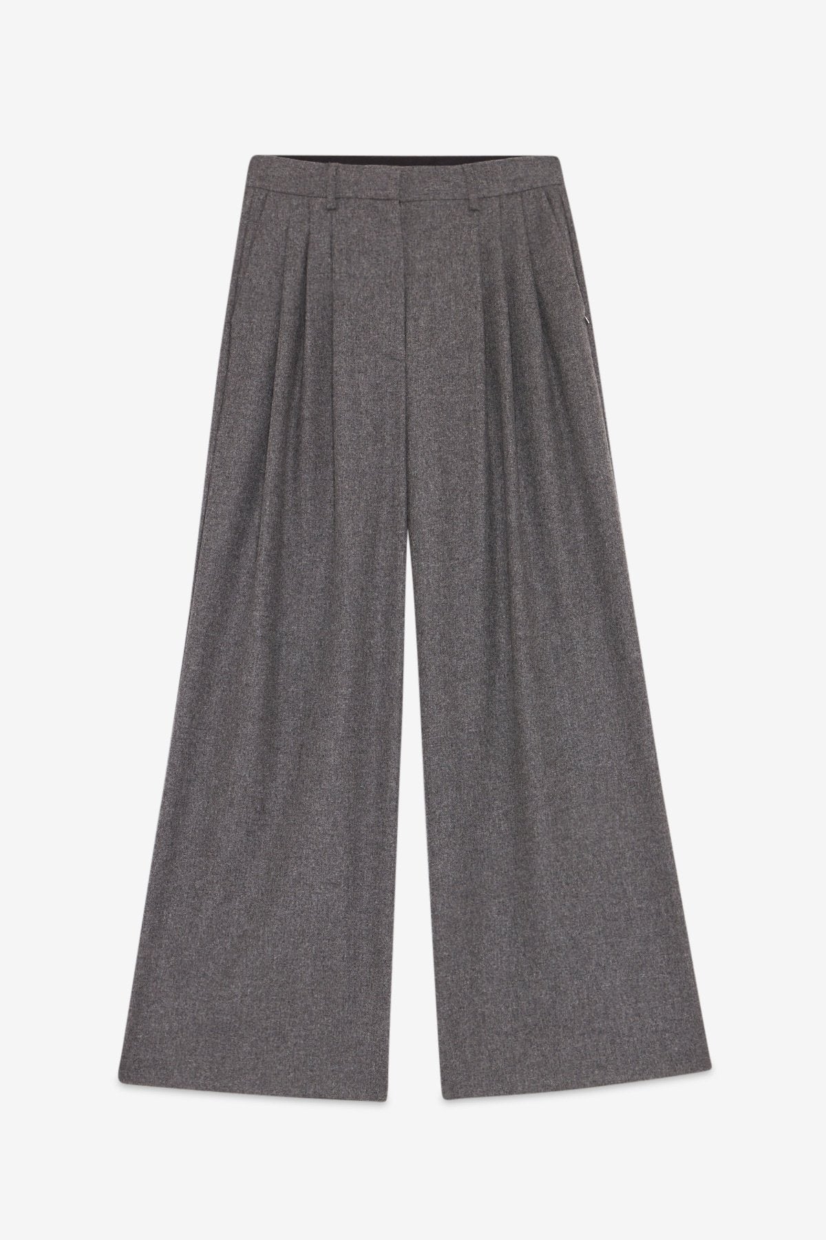 Pantaloni ampi