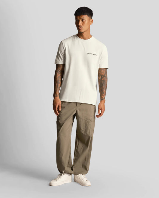 T-shirt scritta ricamata