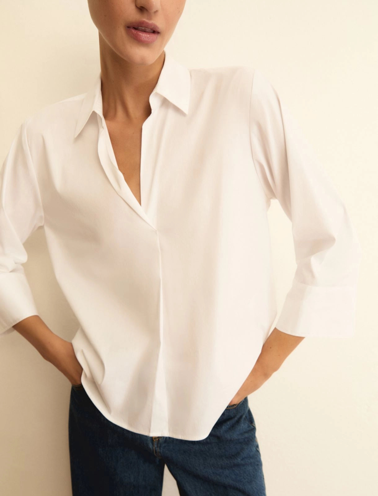 Camicia mezza aperta