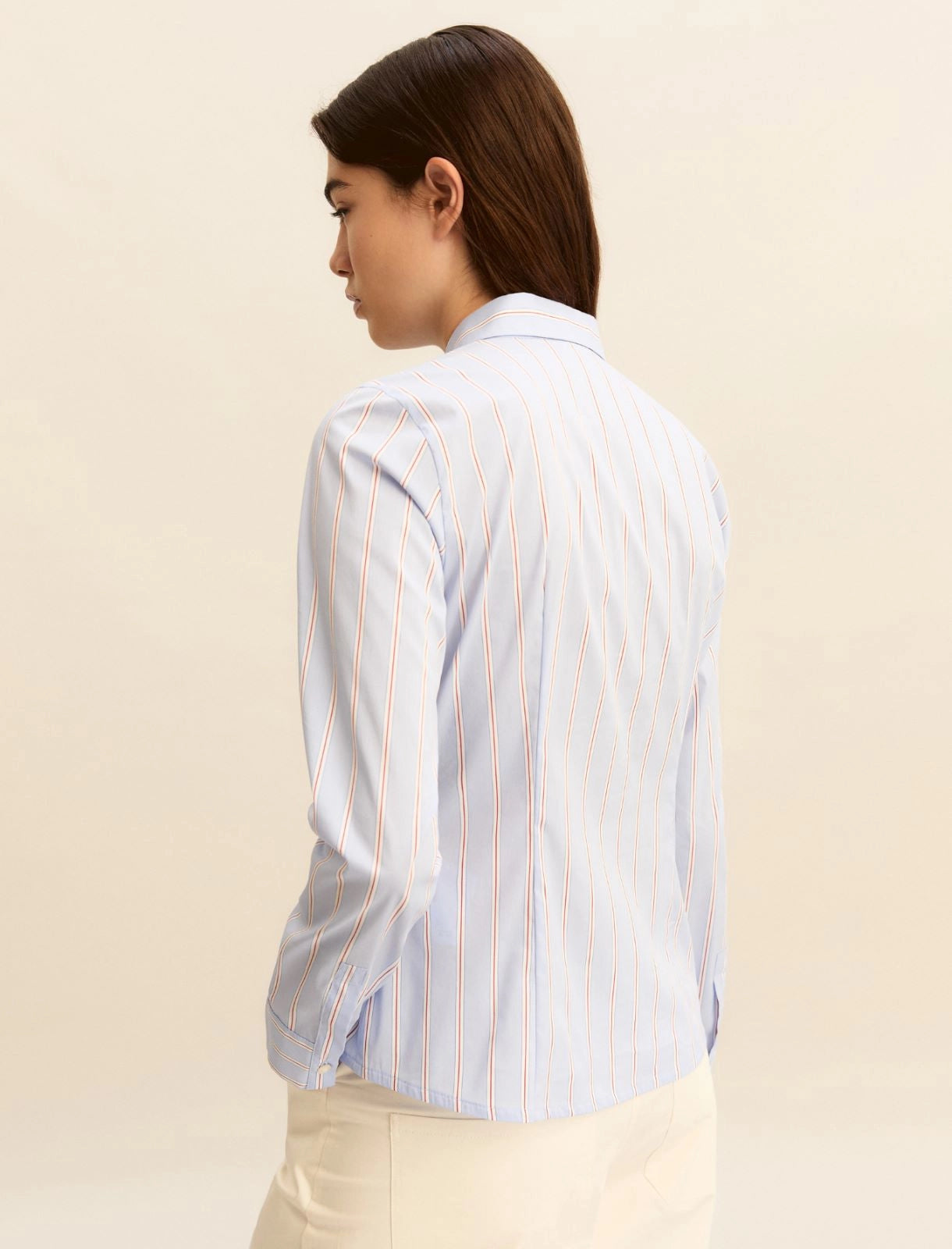 Camicia righe sagomata