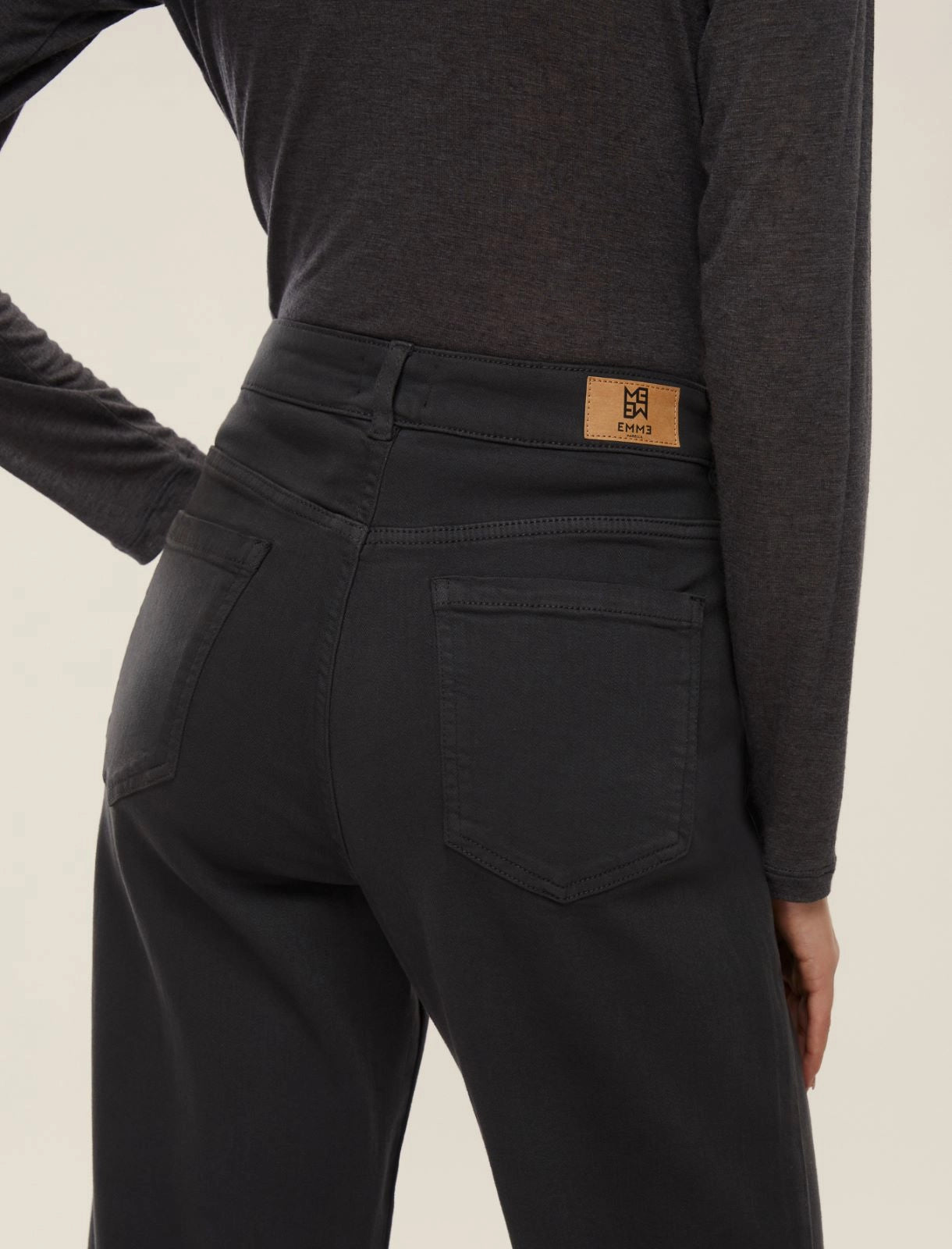 Pantaloni stretch dritti