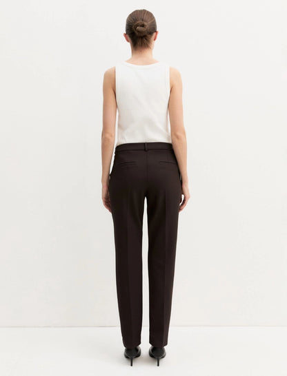 Pantaloni slim