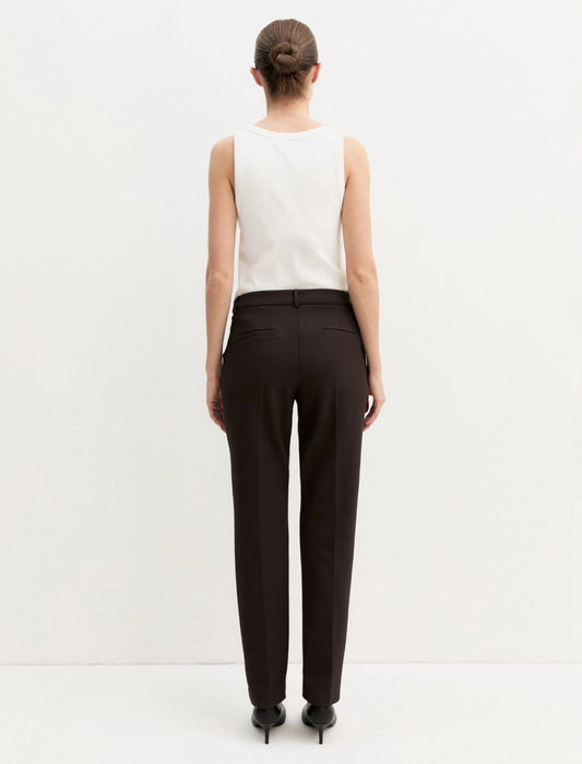 Pantaloni slim