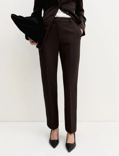 Pantaloni slim