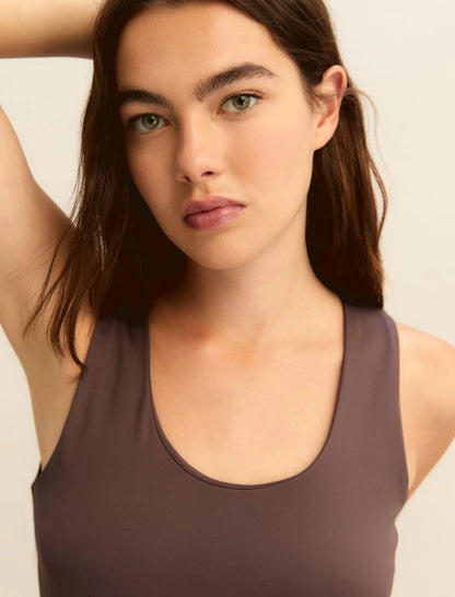 Top scollato