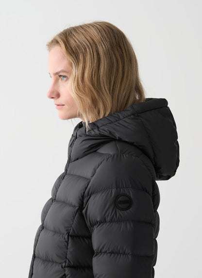 Piumino corto cappuccio