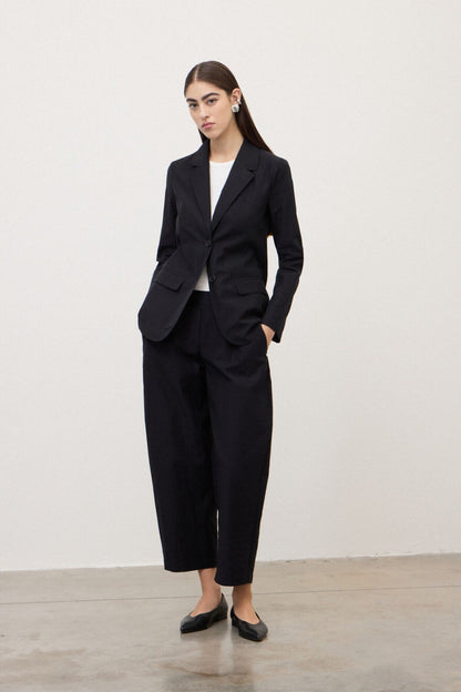 Pantaloni ampi