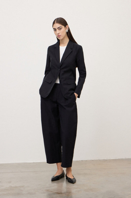 Pantaloni ampi