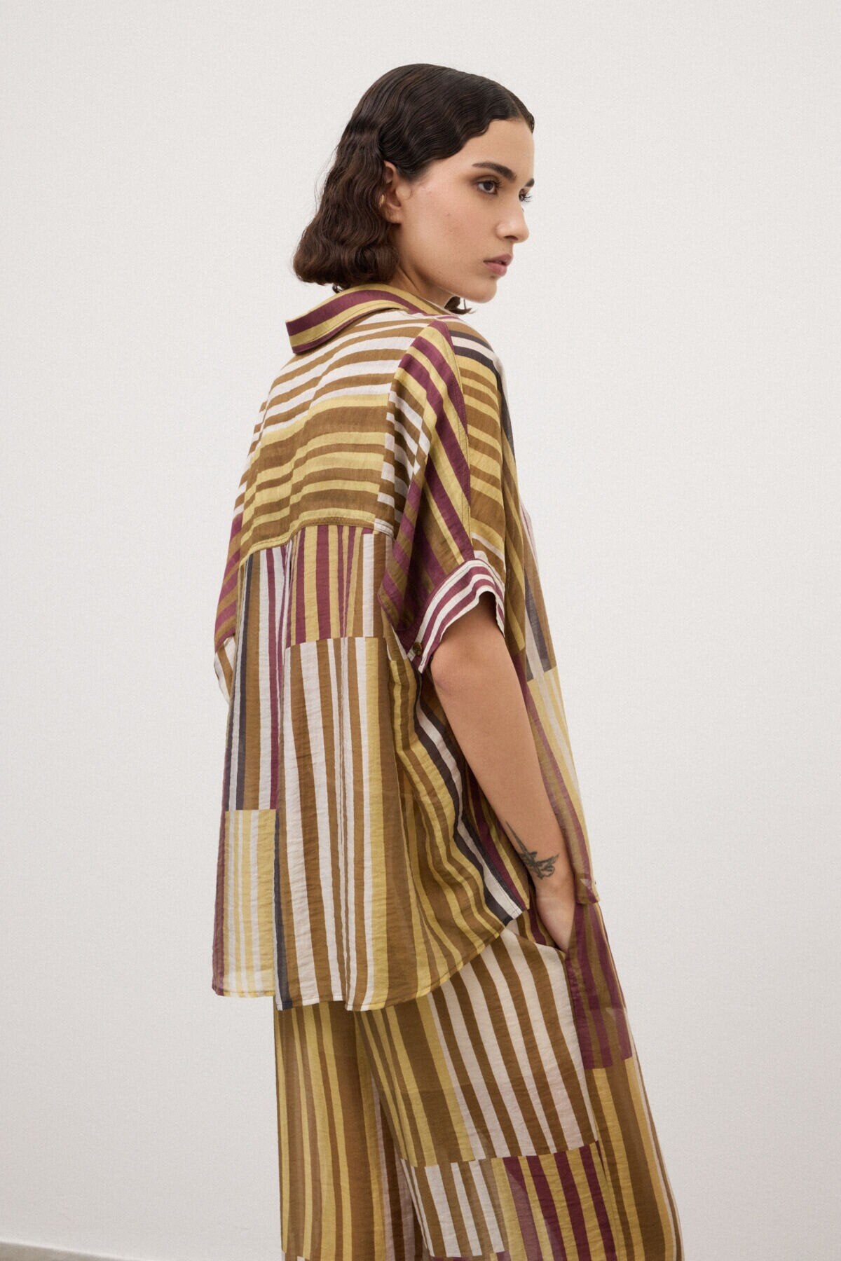 Camicia fantasia righe irregolari