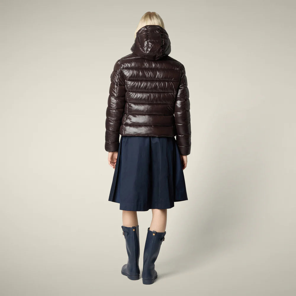 Piumino sagomato lucido cappuccio