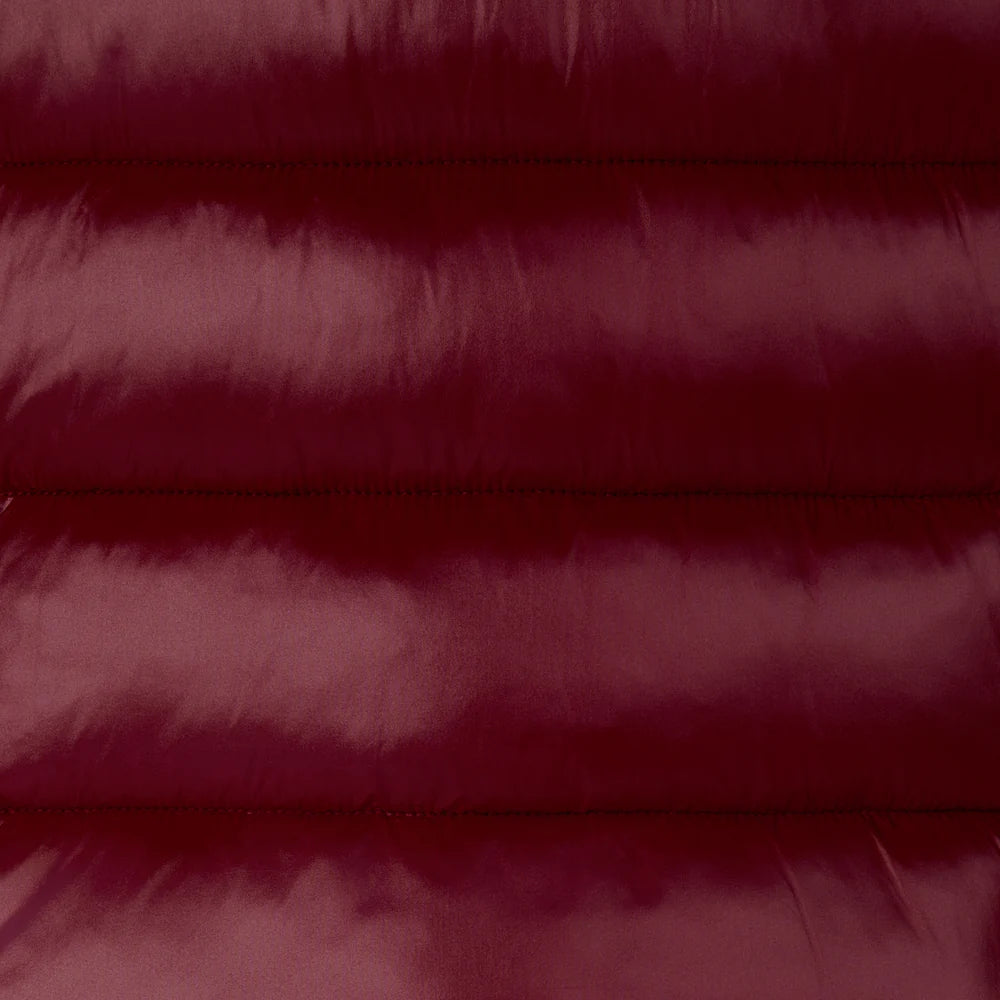 Piumino sagomato lucido cappuccio