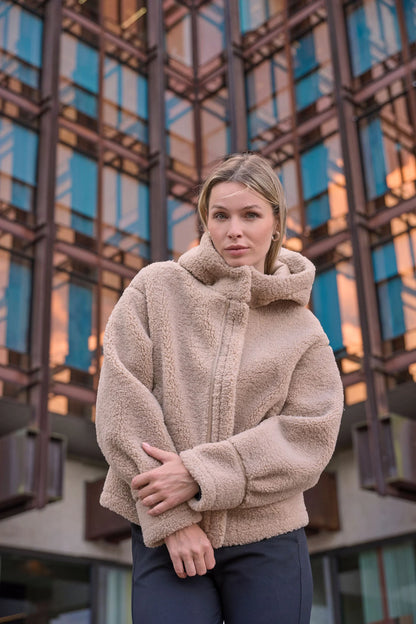 Bomber ecopelliccia cappuccio