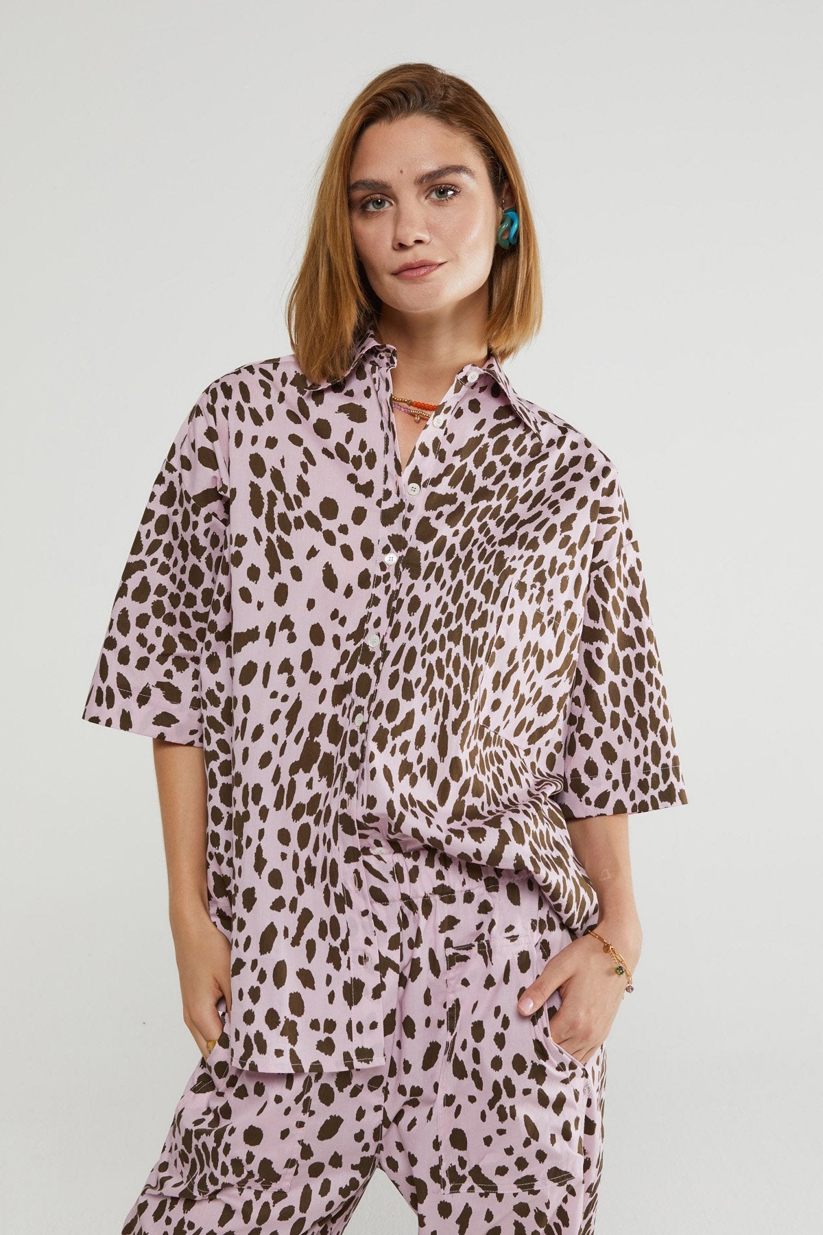 Camicia animalier mezze maniche