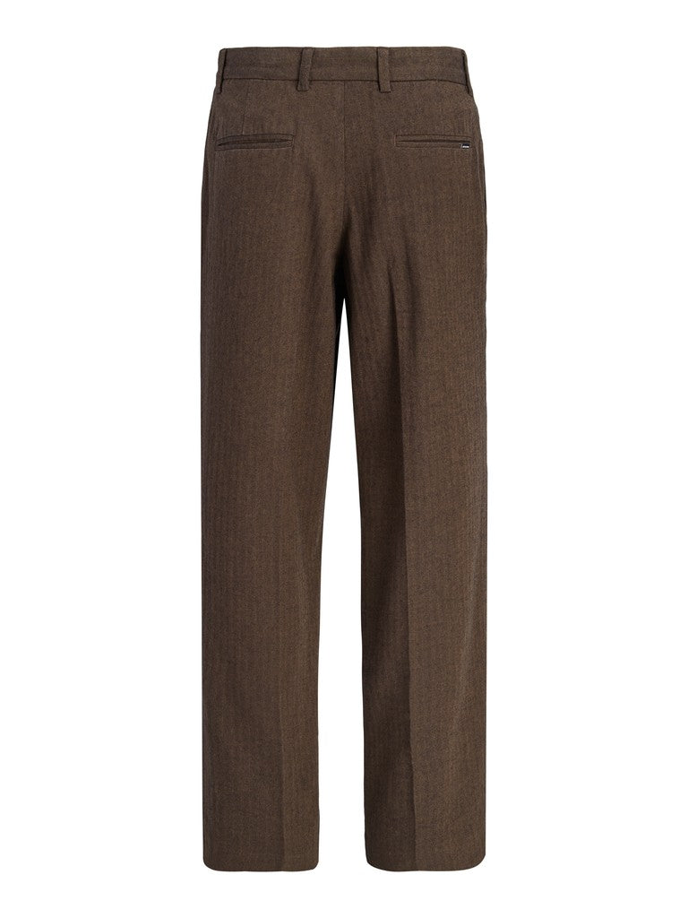 Pantaloni spigati
