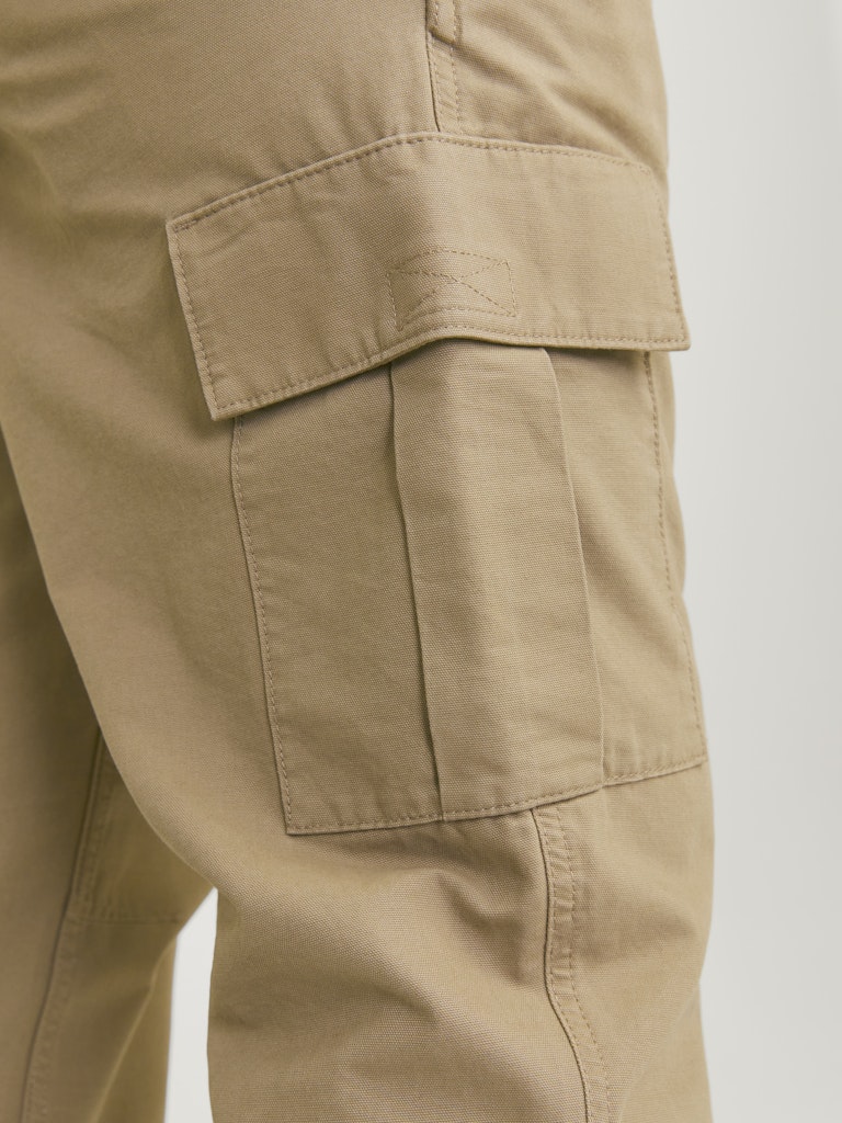 Pantaloni cargo