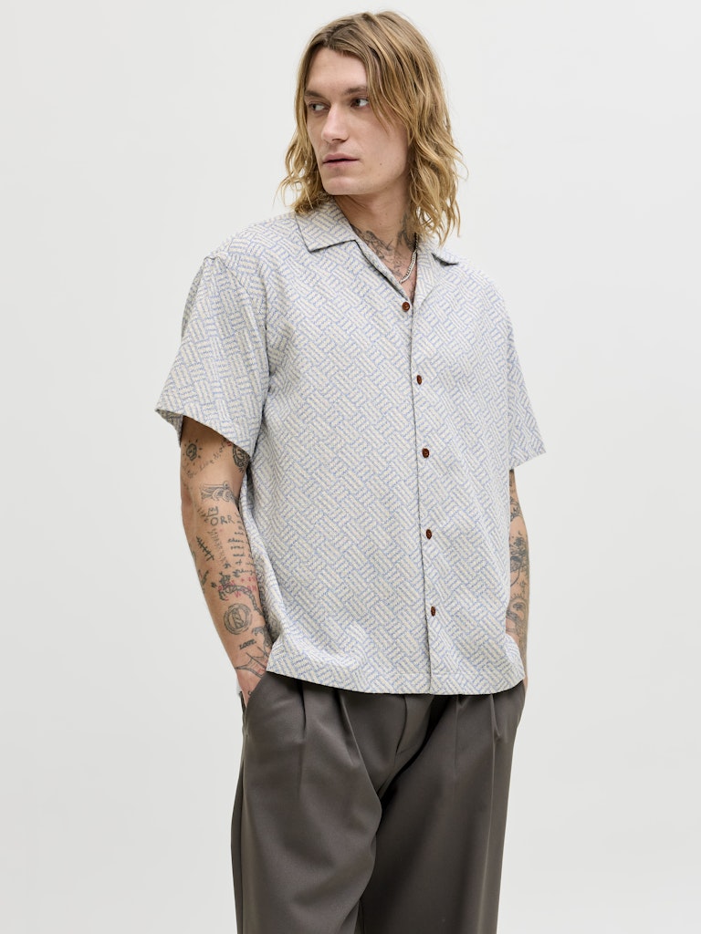 Camicia fantasia maniche corte