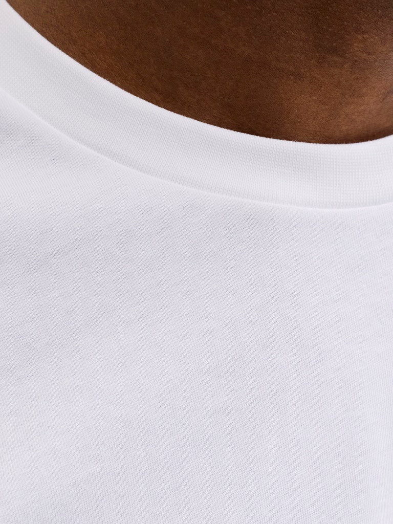 T-shirt stemmino
