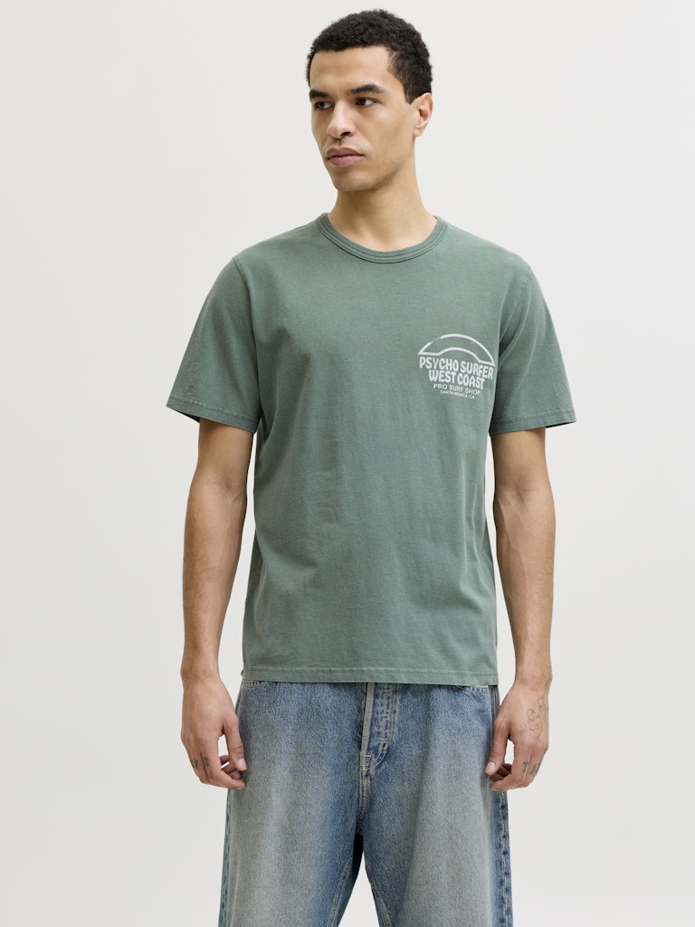 T-shirt logo