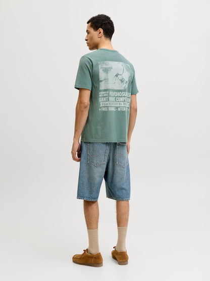 T-shirt logo