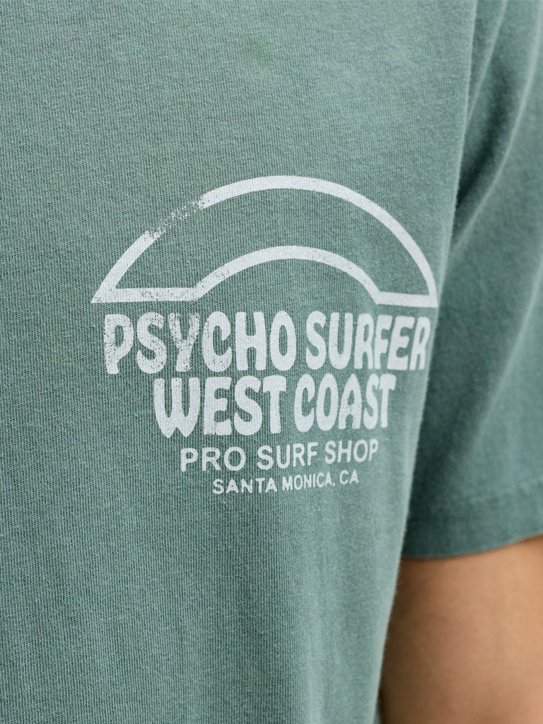 T-shirt logo