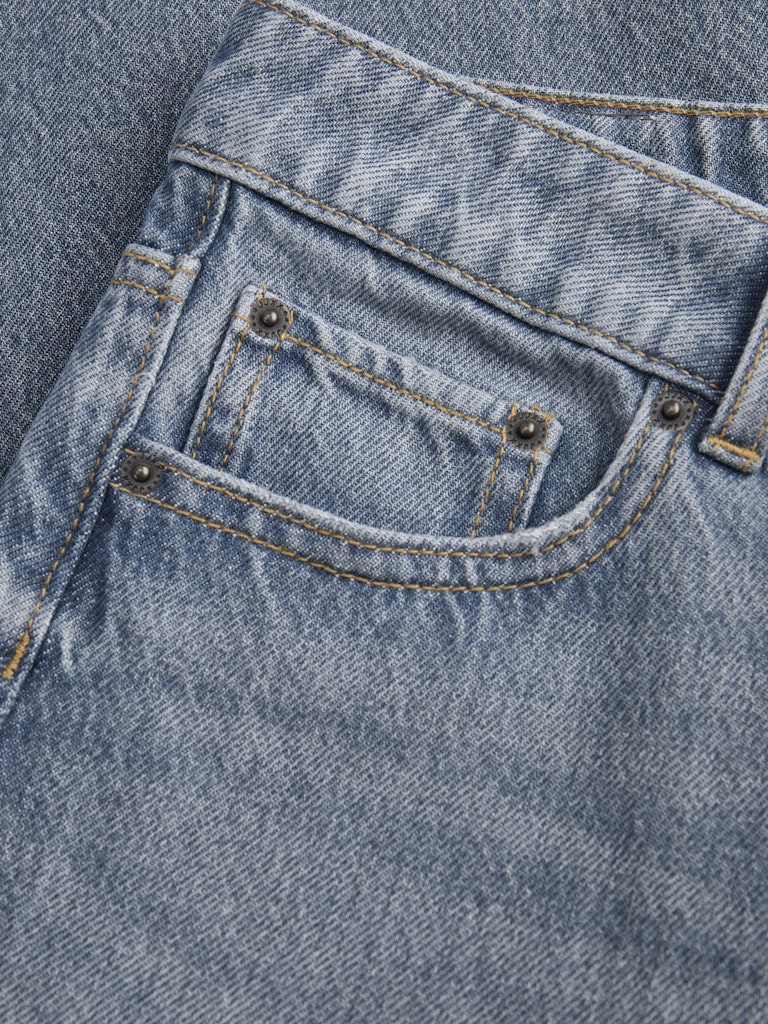 Jeans barrel