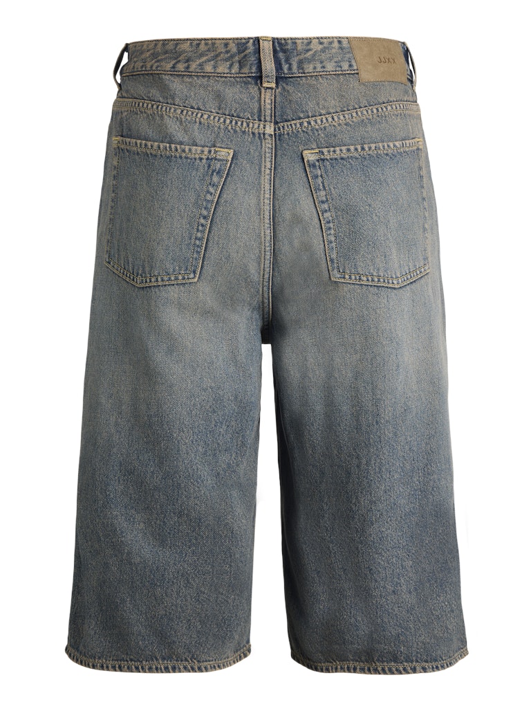 Bermuda denim