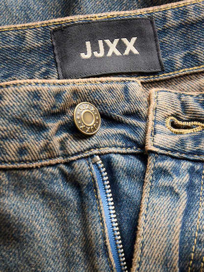 Bermuda denim