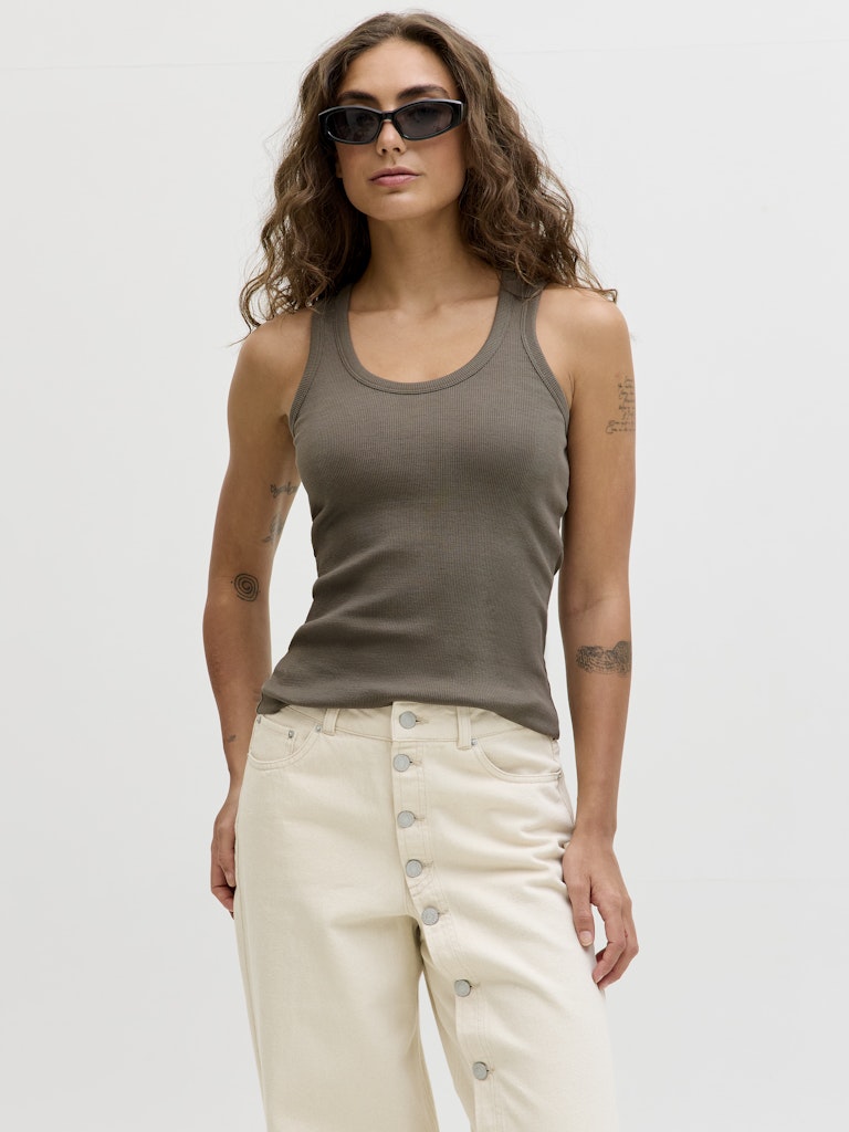 Top costine