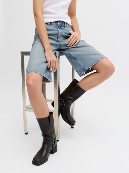 Bermuda denim