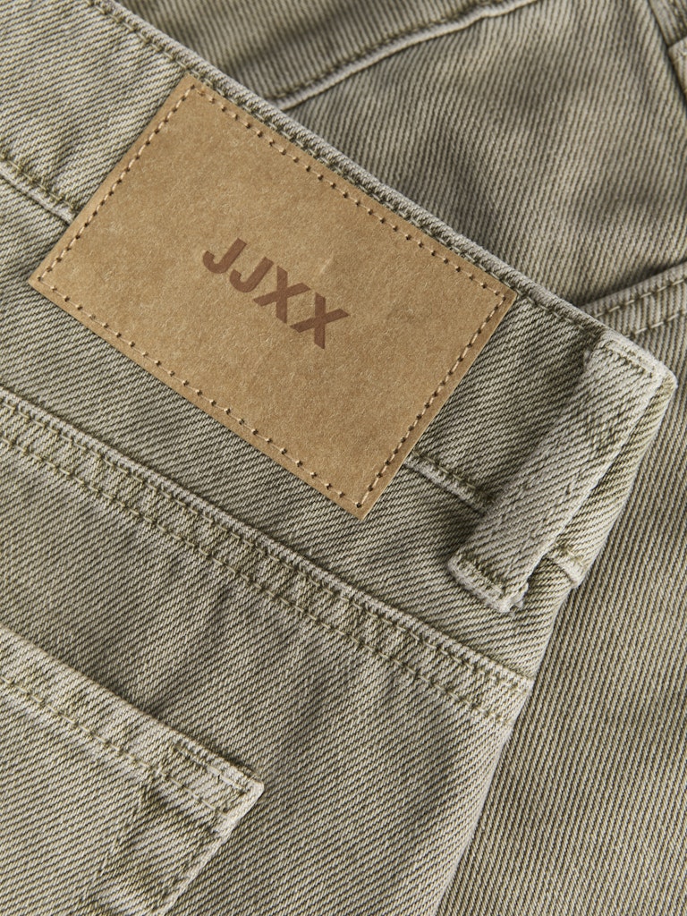 Short denim color