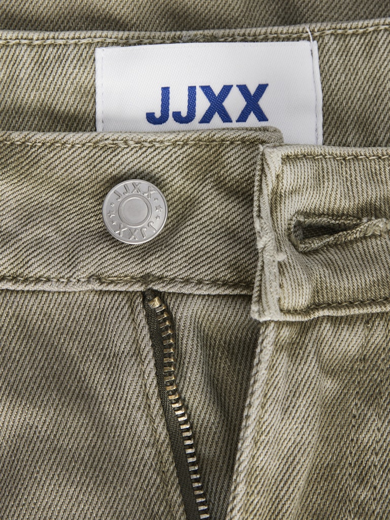 Short denim color