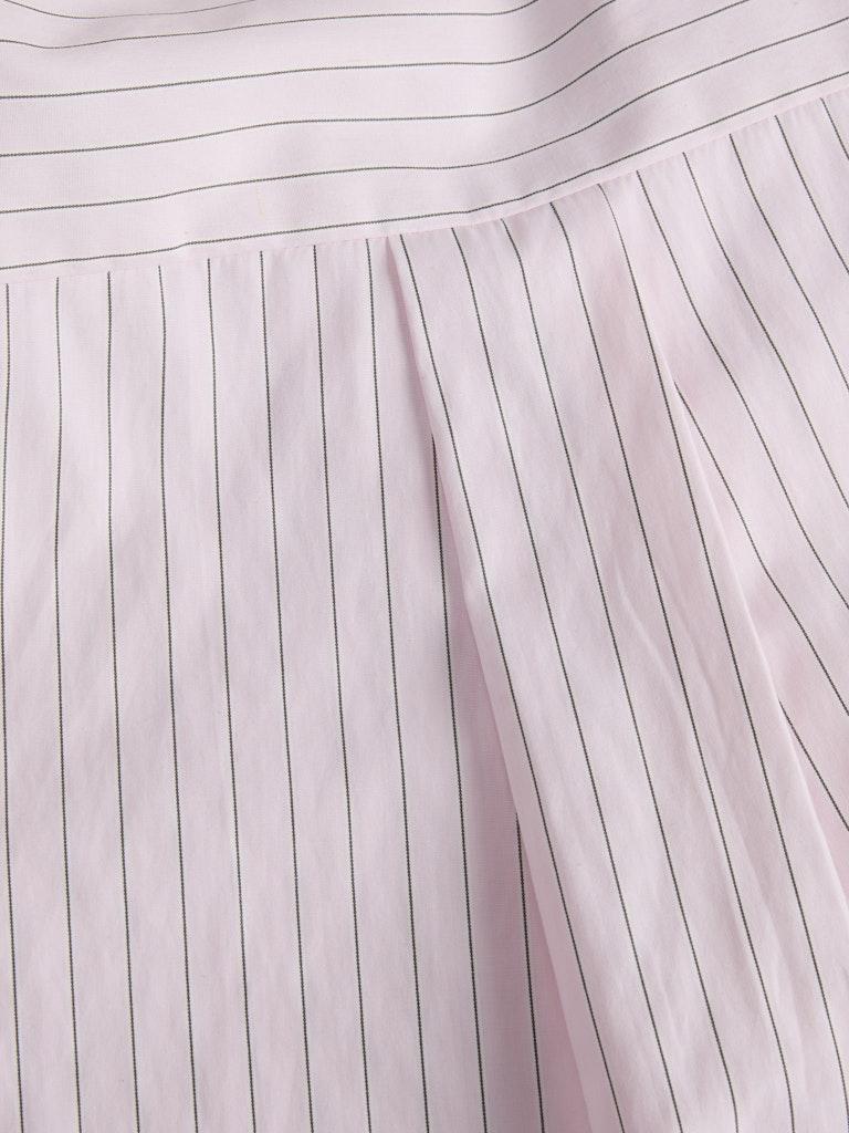 Camicia chiusa collo vela