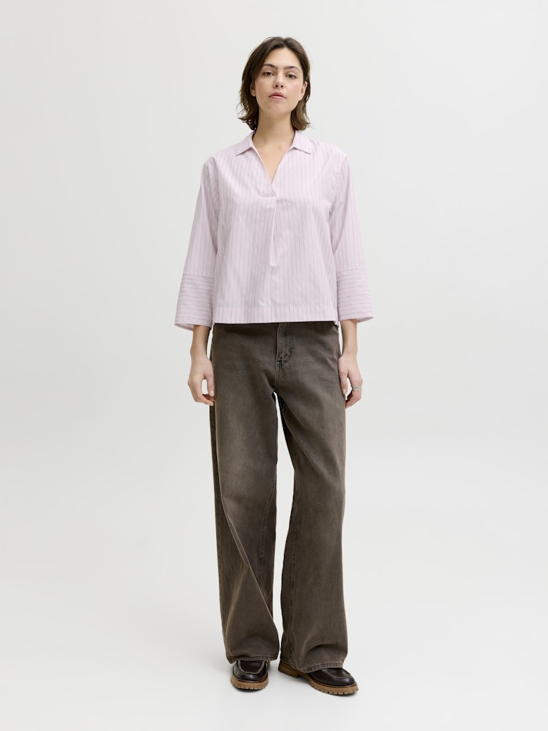 Camicia chiusa collo vela