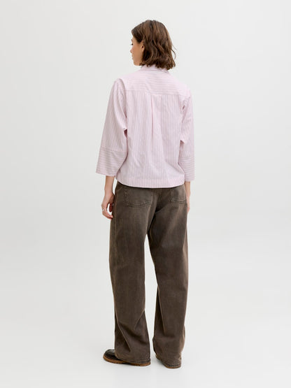 Camicia chiusa collo vela