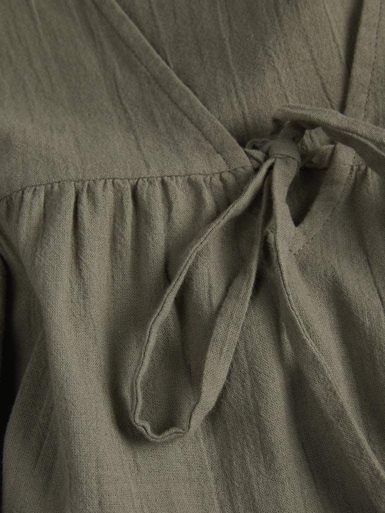 Camicia scollo V laccetti