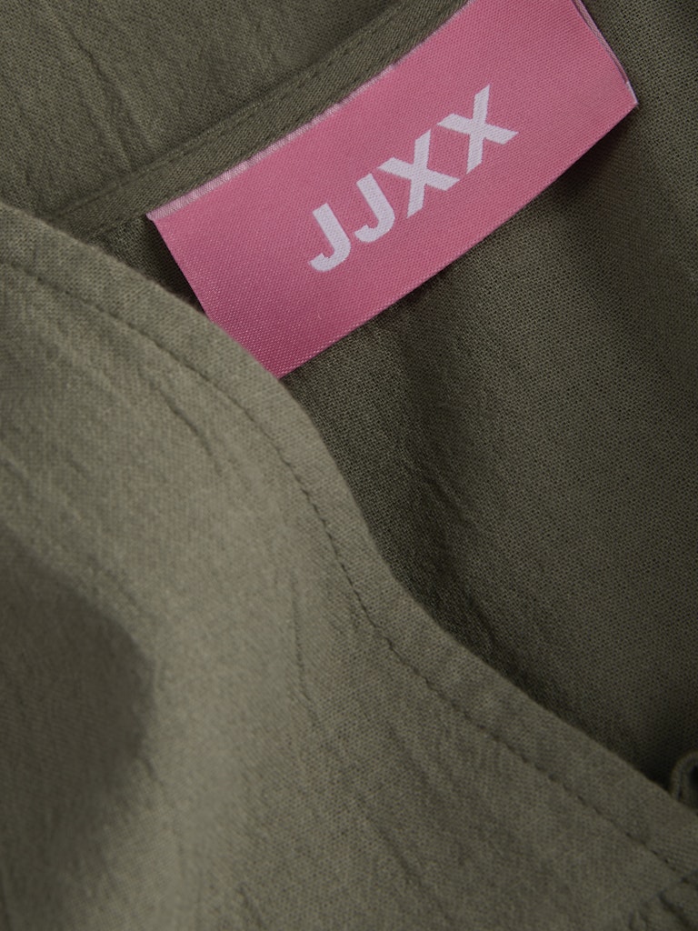 Camicia scollo V laccetti