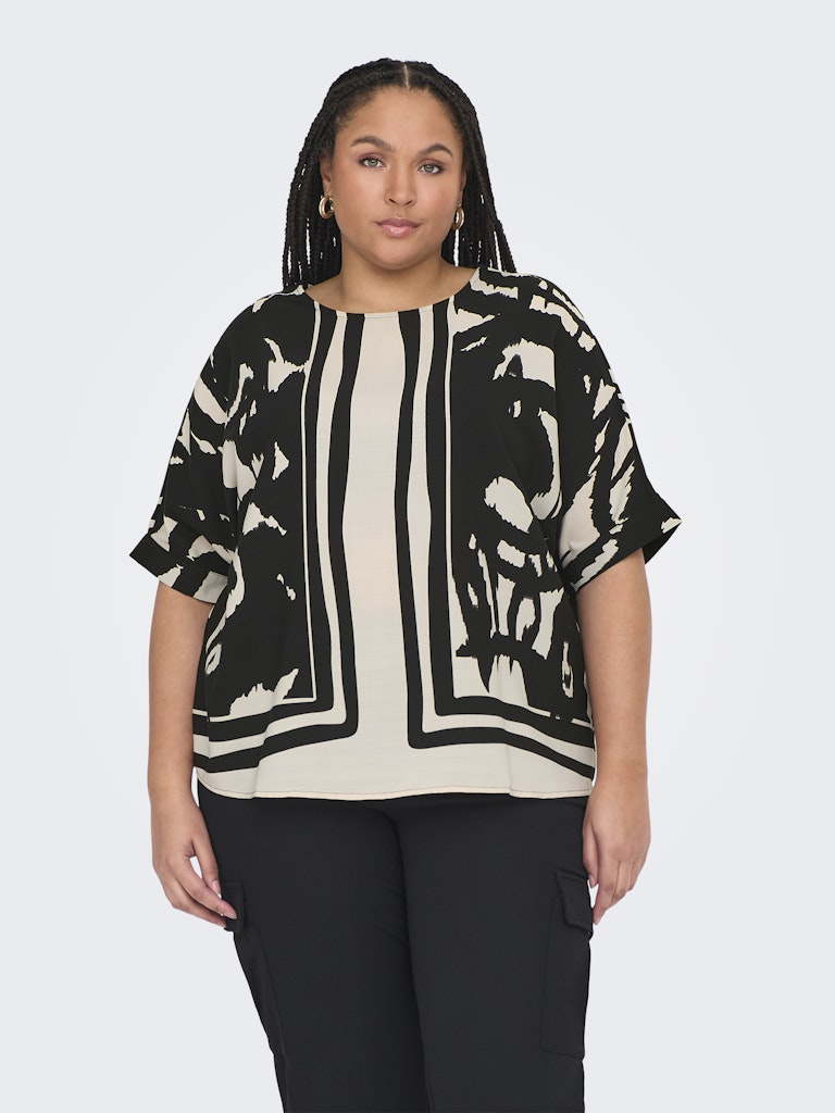 T-shirt fantasia piazzata