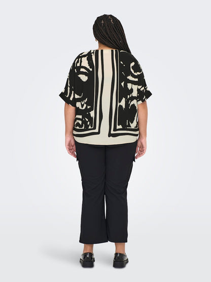 T-shirt fantasia piazzata