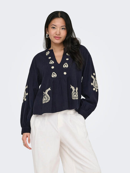 Camicia maniche lunghe ricami