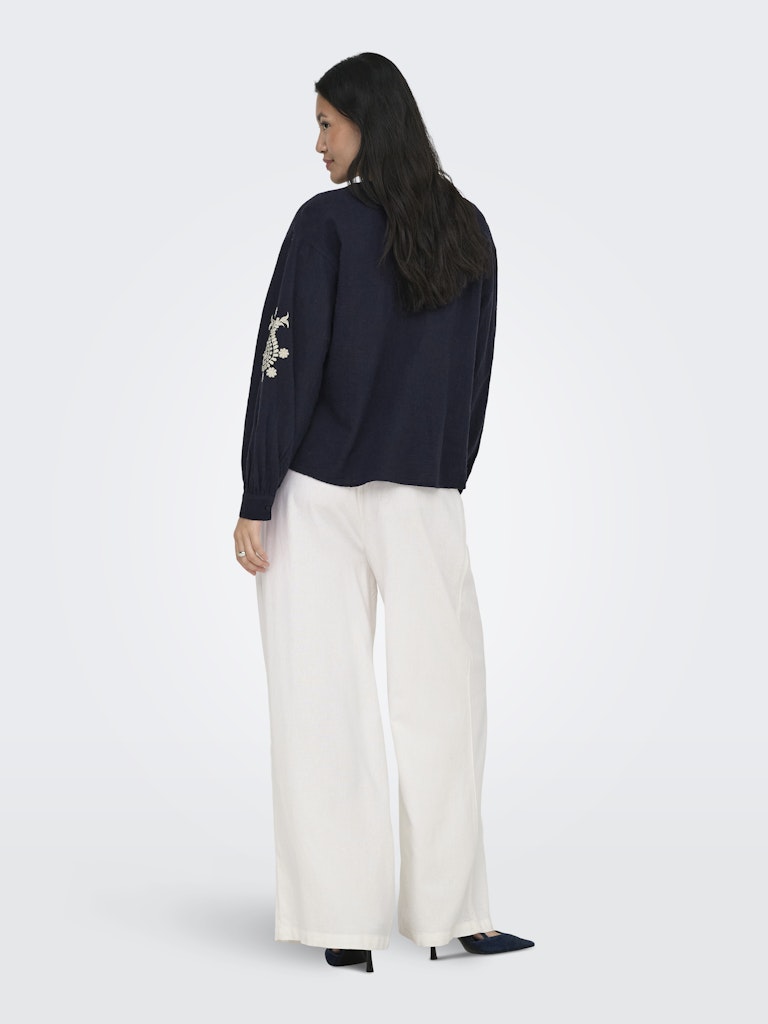 Camicia maniche lunghe ricami