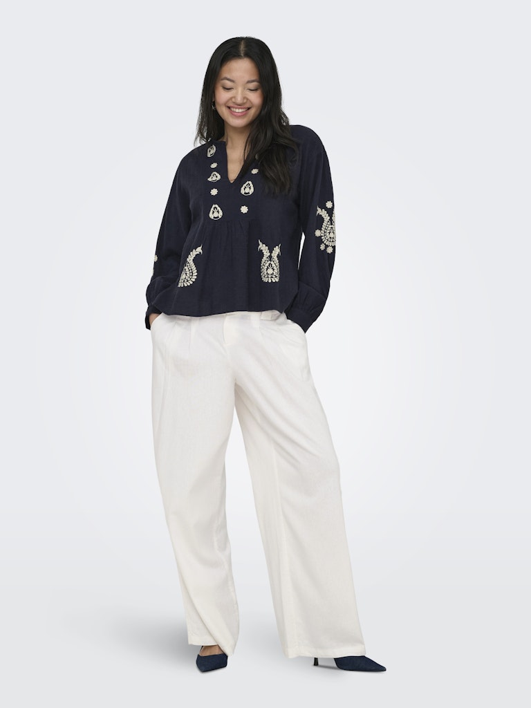 Camicia maniche lunghe ricami
