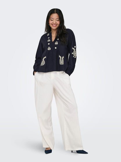 Camicia maniche lunghe ricami