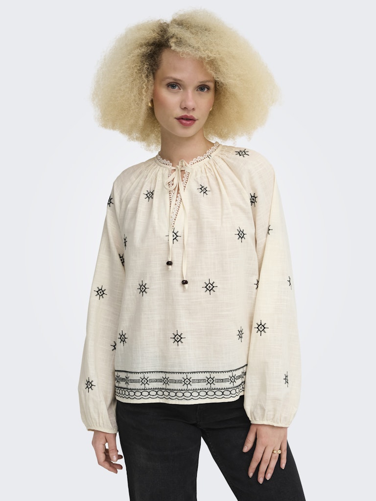 Camicia laccio collo ricami