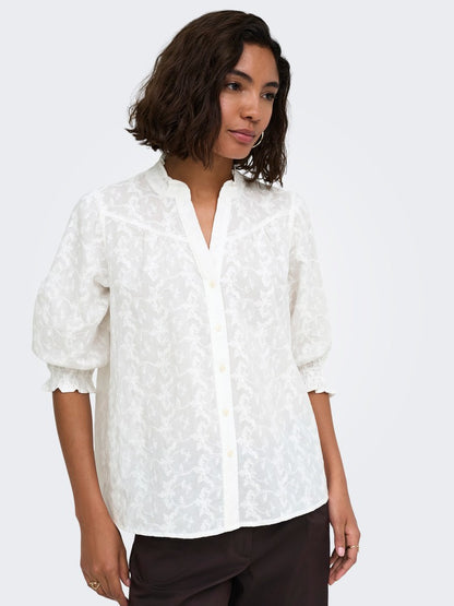 Camicia ricamata