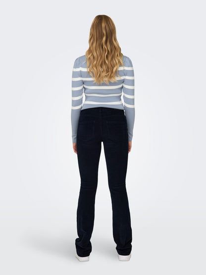 Pantaloni slim velluto