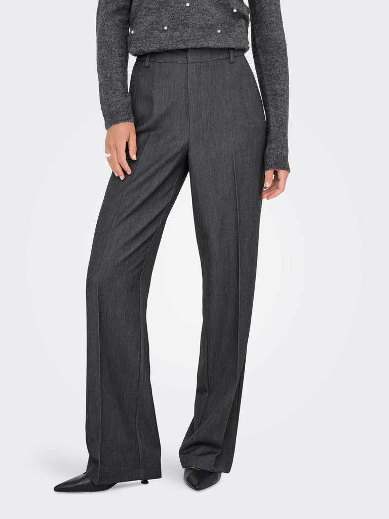 Pantaloni dritti