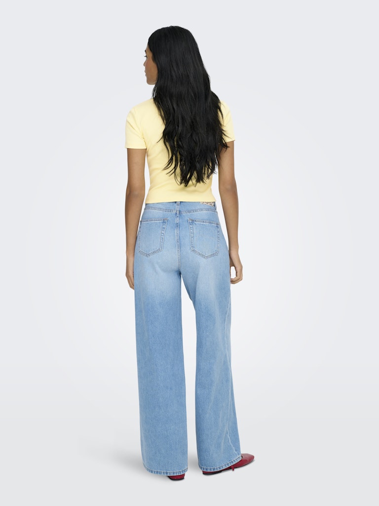 T-shirt maniche corte