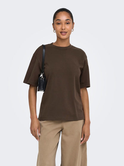 T-shirt loose